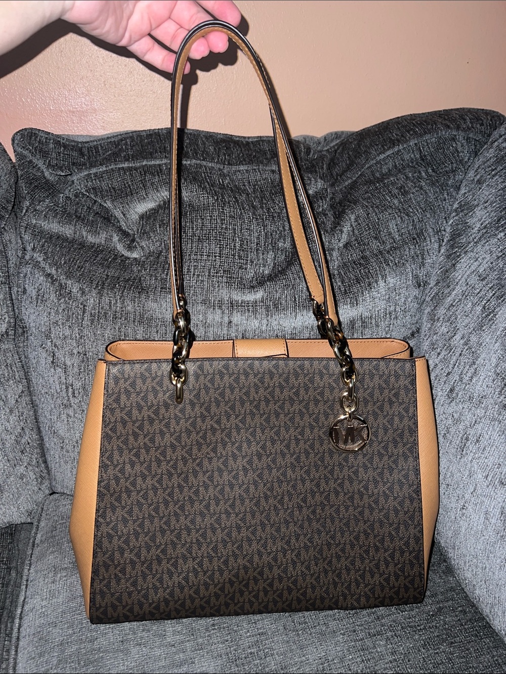 Michael Kors Sofia Large Signature Tote Handbag